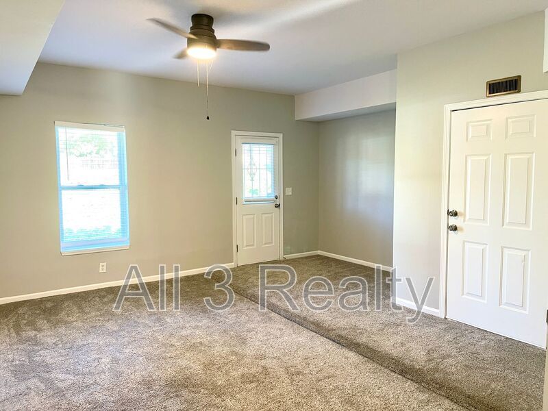 Welcome to this stunning 3-bedroom, 3-bathroom townhome located in the vibrant city of Atlanta, GA. property image