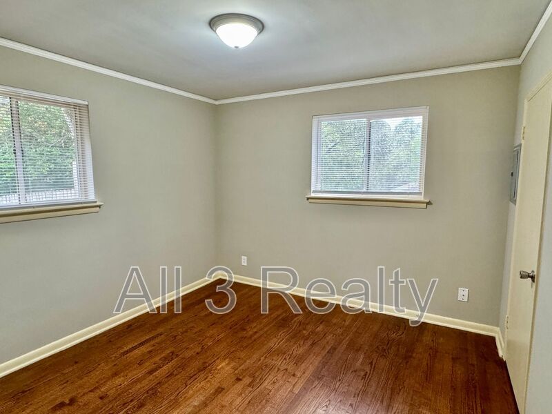 Beyond Perfect 3 bedroom 1 bath !!!! property image