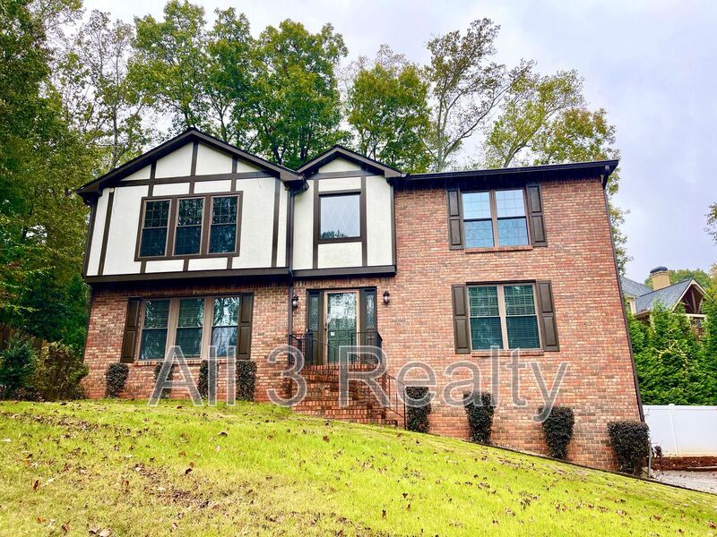 Half off first month's rent with move-in by December 20!!! Welcome to this stunning 4-bedroom, 3.5-bathroom home located in the vibrant community of Smyrna, GA. property image