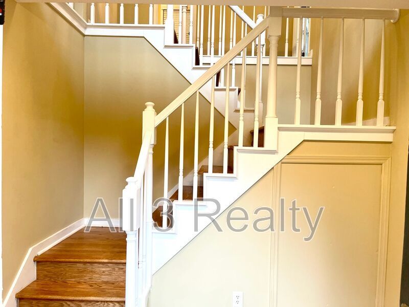 Half off first month's rent with move-in by December 20!!! Welcome to this stunning 4-bedroom, 3.5-bathroom home located in the vibrant community of Smyrna, GA. property image