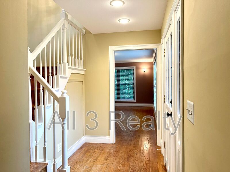 Half off first month's rent with move-in by December 20!!! Welcome to this stunning 4-bedroom, 3.5-bathroom home located in the vibrant community of Smyrna, GA. property image