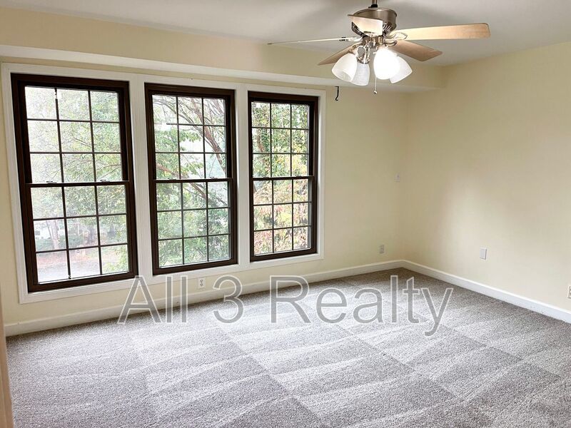 Half off first month's rent with move-in by December 20!!! Welcome to this stunning 4-bedroom, 3.5-bathroom home located in the vibrant community of Smyrna, GA. property image