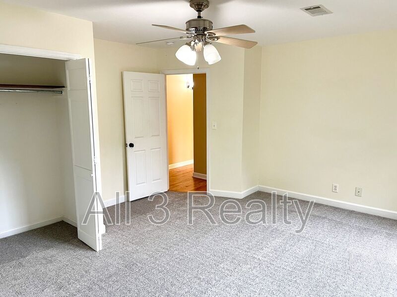 Half off first month's rent with move-in by December 20!!! Welcome to this stunning 4-bedroom, 3.5-bathroom home located in the vibrant community of Smyrna, GA. property image