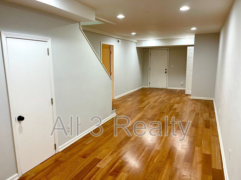 Half off first month's rent with move-in by December 20!!! Welcome to this stunning 4-bedroom, 3.5-bathroom home located in the vibrant community of Smyrna, GA. property image