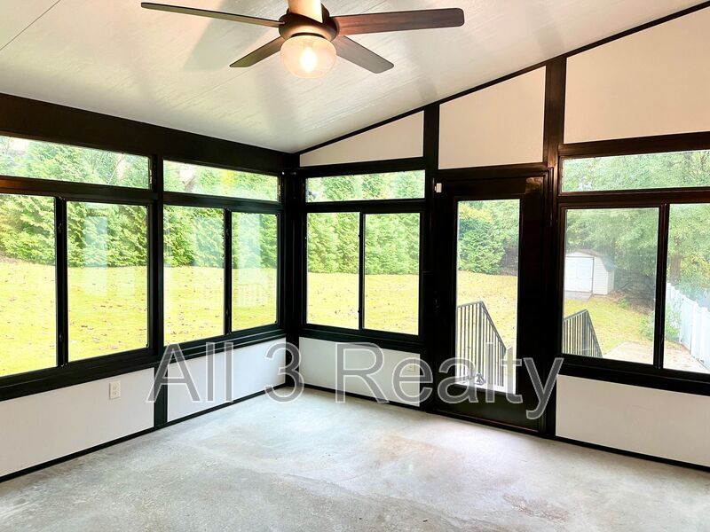 Half off first month's rent with move-in by December 20!!! Welcome to this stunning 4-bedroom, 3.5-bathroom home located in the vibrant community of Smyrna, GA. property image