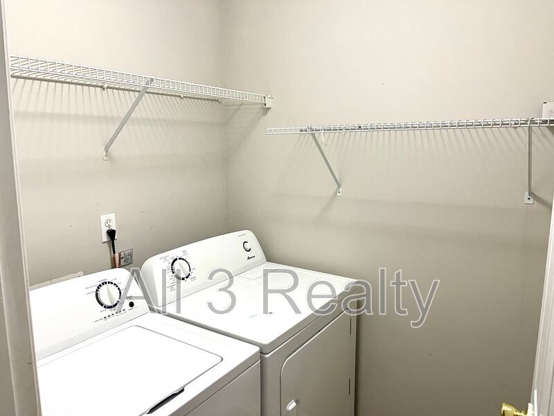 Welcome to this charming 2-bedroom, 2.5-bathroom home located in the vibrant community of Acworth, GA. property image