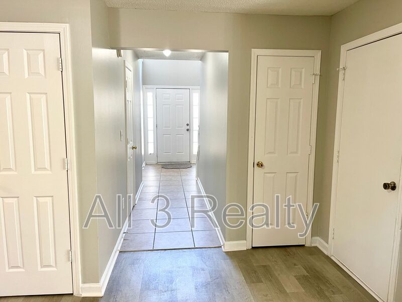 Welcome to this charming 3-bedroom, 2.5-bathroom home located in the desirable area of Ellenwood, GA. property image