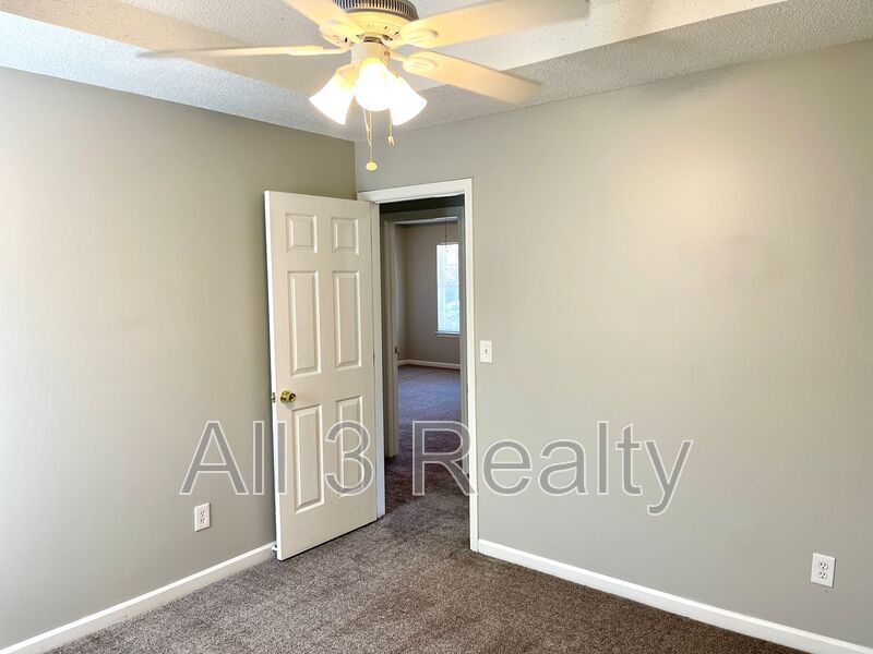 Welcome to this charming 3-bedroom, 2.5-bathroom home located in the desirable area of Ellenwood, GA. property image