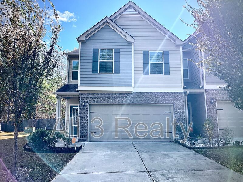 Special offer, Enjoy Half rent off for move-ins on or before December 24th!! Welcome to this stunning 4-bedroom, 2.5-bathroom townhome located in the vibrant community of Fairburn, GA. property image