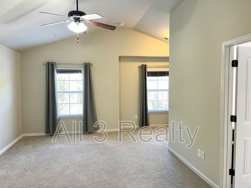 Special offer, Enjoy Half rent off for move-ins on or before December 24th!! Welcome to this stunning 4-bedroom, 2.5-bathroom townhome located in the vibrant community of Fairburn, GA. property image