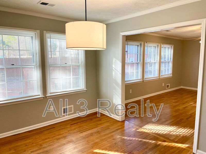 Welcome to this charming 3-bedroom, 1.5-bathroom home located in the vibrant community of Conyers, GA. property image