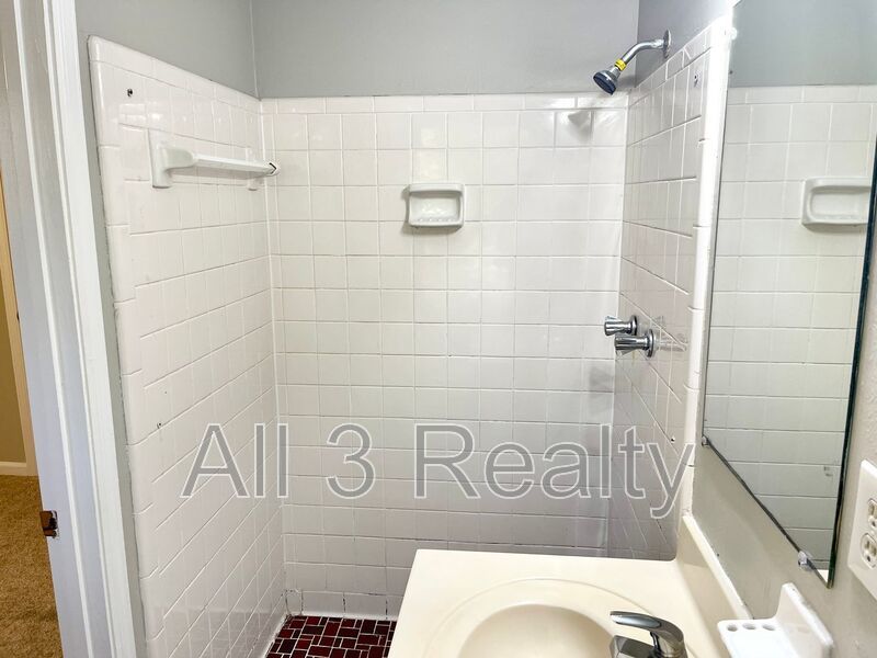 Welcome to this charming 3-bedroom, 1.5-bathroom home located in the vibrant community of Conyers, GA. property image