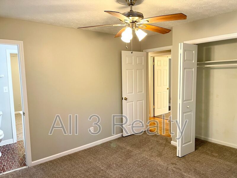 Welcome to this charming 3-bedroom, 1.5-bathroom home located in the vibrant community of Conyers, GA. property image