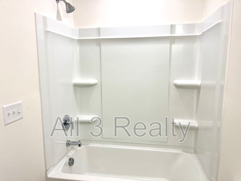 Welcome to this charming 3-bedroom, 2.5-bathroom home located in the vibrant community of Lithonia, GA. property image