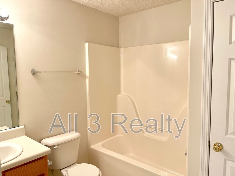 Welcome to this stunning two-story home located in the charming city of Fairburn, GA. property image