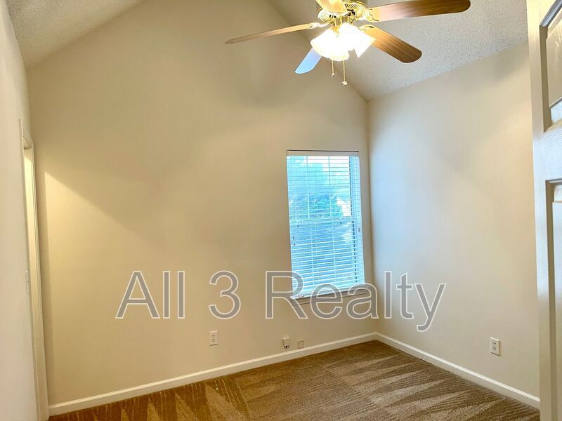 Welcome to this stunning two-story home located in the charming city of Fairburn, GA. property image