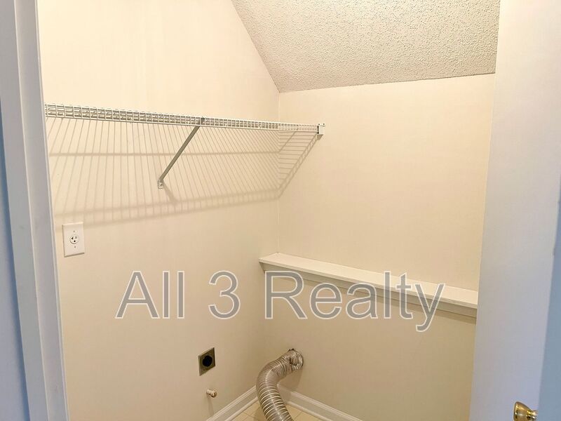 Welcome to this stunning two-story home located in the charming city of Fairburn, GA. property image