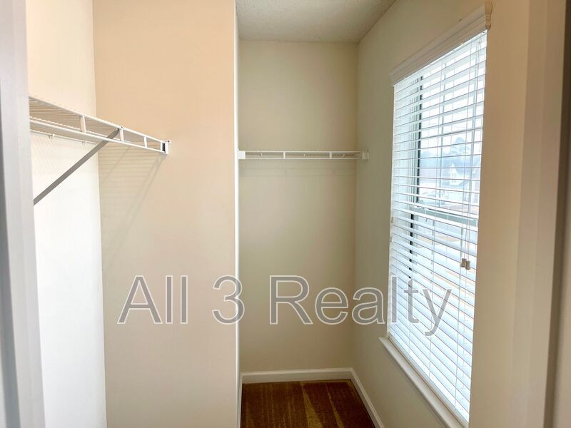 Welcome to this stunning two-story home located in the charming city of Fairburn, GA. property image