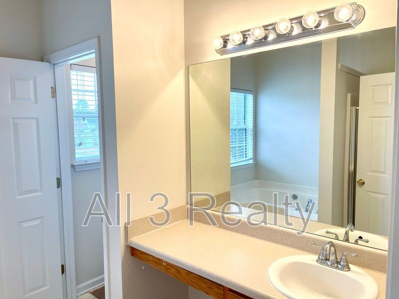 Welcome to this stunning two-story home located in the charming city of Fairburn, GA. property image