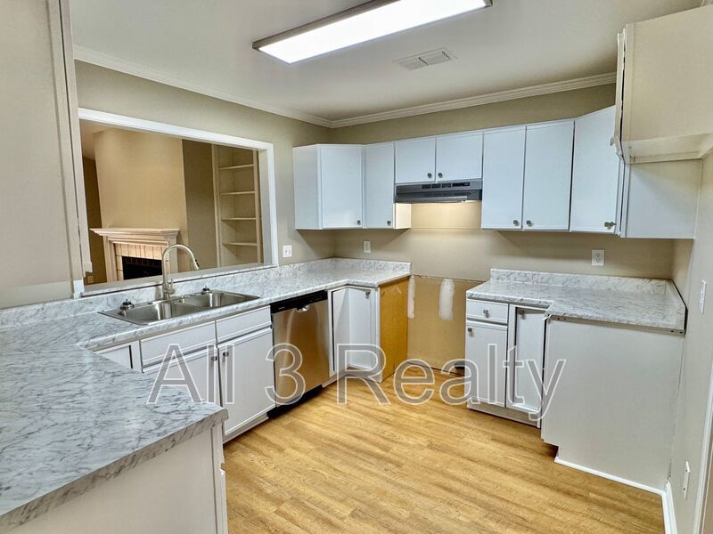 3-Bedroom patio home with so much to love! property image