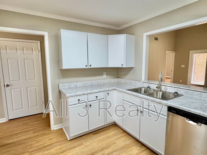 3-Bedroom patio home with so much to love! property image