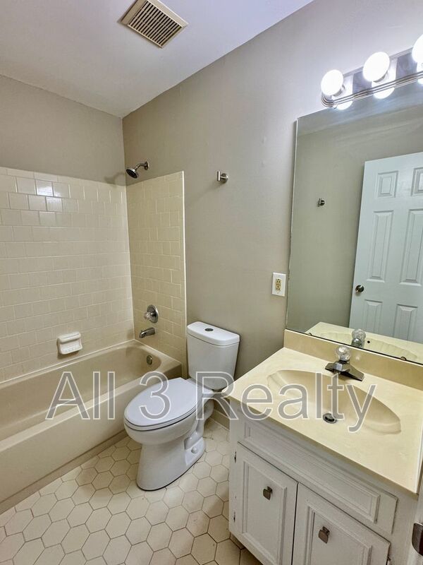 3-Bedroom patio home with so much to love! property image