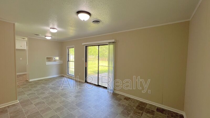 Beautiful 4-bedroom brick home property image