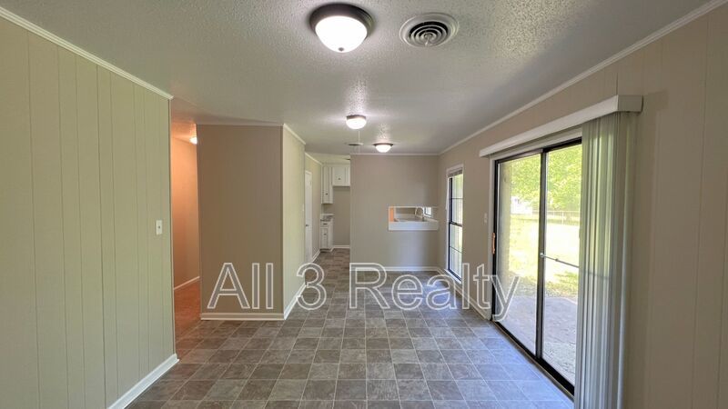 Beautiful 4-bedroom brick home property image