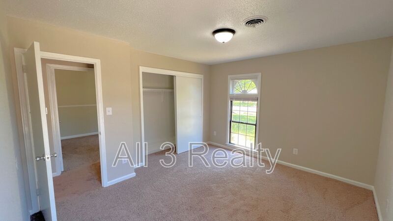 Beautiful 4-bedroom brick home property image