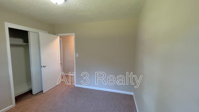 Beautiful 4-bedroom brick home property image