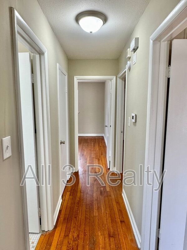 Charming 3-Bedroom Brick Home with Beautiful Hardwoods! property image