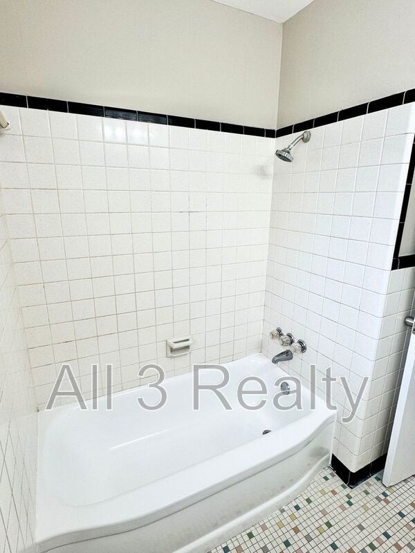 Charming 3-Bedroom Brick Home with Beautiful Hardwoods! property image