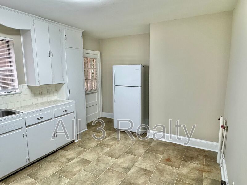 2-Bedroom BEAUTIFUL BRICK DUPLEX!!! property image