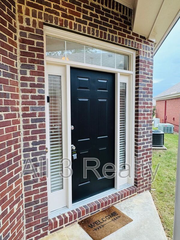 Charming 3-Bedroom, 2-Bath Home in Desirable Deer Creek! property image