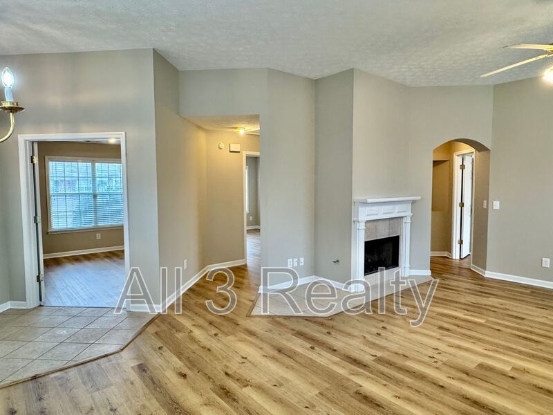 Charming 3-Bedroom, 2-Bath Home in Desirable Deer Creek! property image