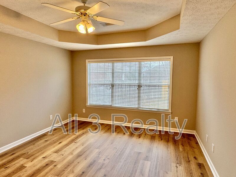 Charming 3-Bedroom, 2-Bath Home in Desirable Deer Creek! property image