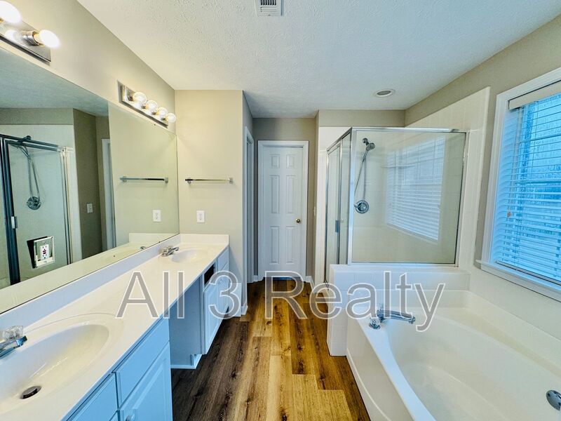 Charming 3-Bedroom, 2-Bath Home in Desirable Deer Creek! property image