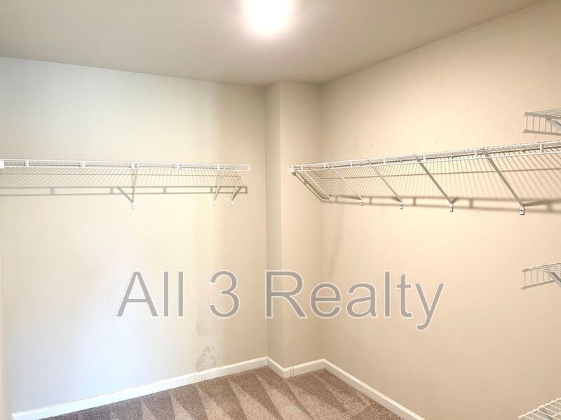 Welcome to this stunning 3-bedroom, 2.5-bathroom home located in the vibrant community of Lithonia, GA. property image