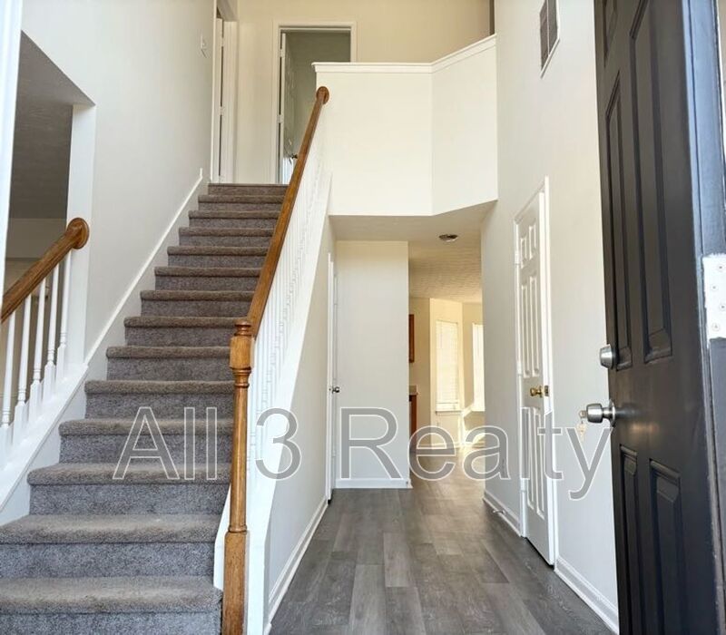 Welcome to this stunning two-story home located in the heart of McDonough, GA. This property boasts four spacious bedrooms and 2.5 well-appointed bathrooms. property image