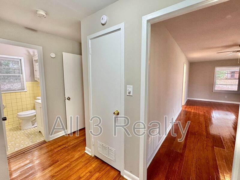 $500.00 Deposit  with Approval and move in by 1/31 property image