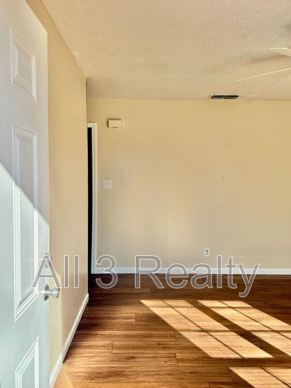 Adorable 3-bedroom!! property image