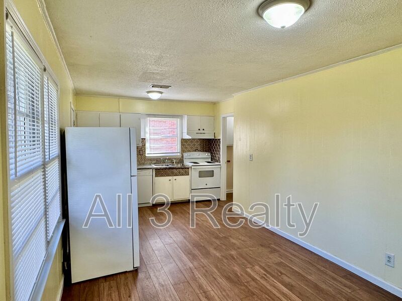 Adorable 3-bedroom!! property image