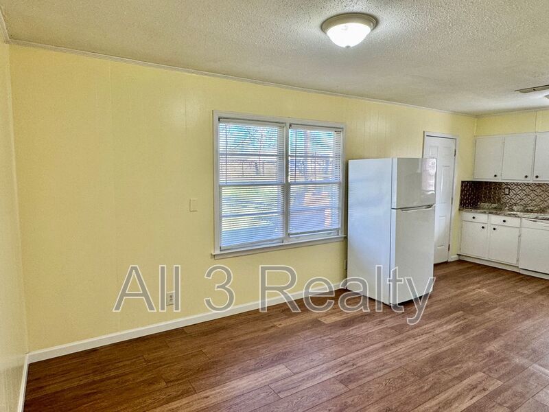 Adorable 3-bedroom!! property image