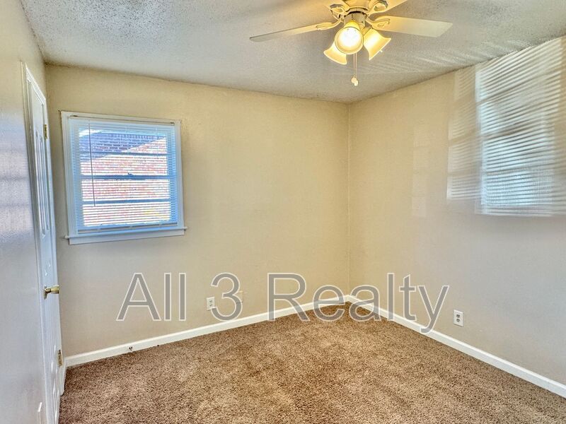 Adorable 3-bedroom!! property image