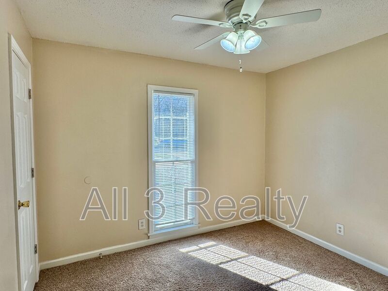 Adorable 3-bedroom!! property image
