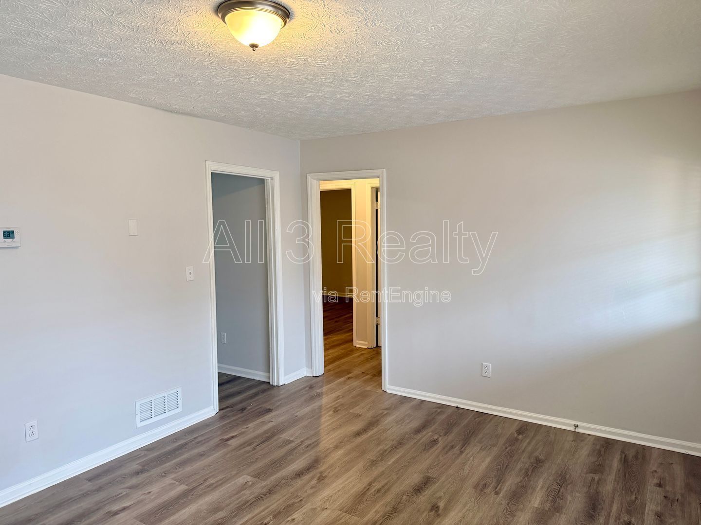 Welcome to this charming 2-bedroom, 1-bathroom home located in the vibrant community of McDonough, GA. property image