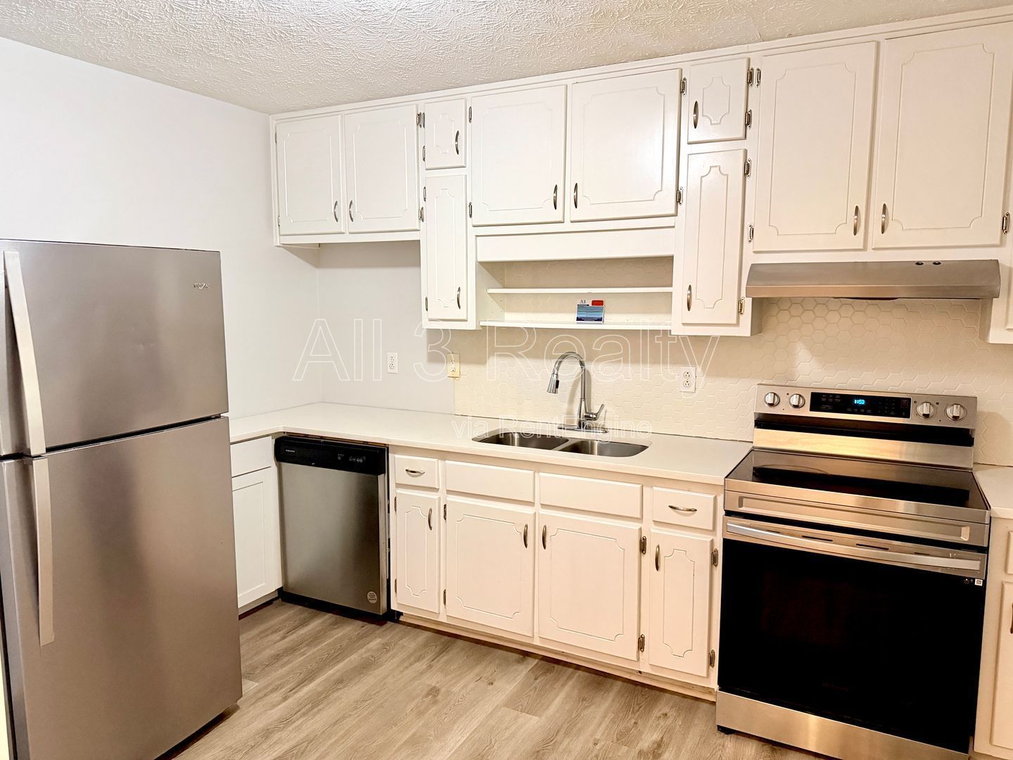 Welcome to this charming 2-bedroom, 1-bathroom home located in the vibrant community of McDonough, GA. property image