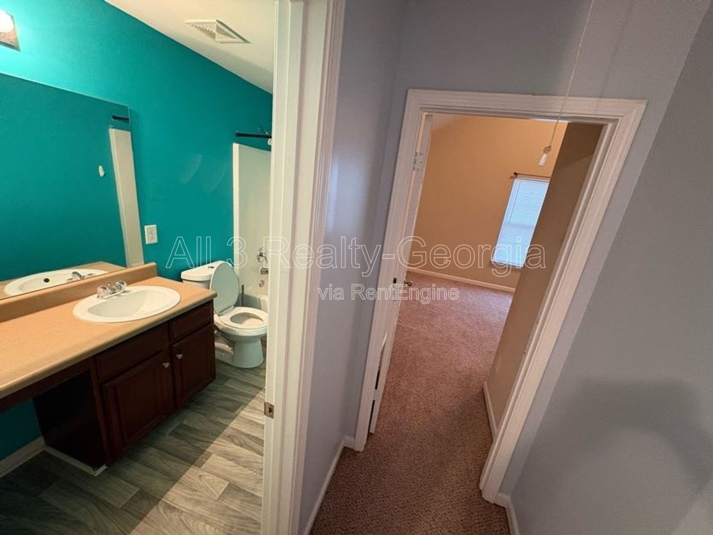 Welcome to this charming 4-bedroom, 2-bathroom home located in the desirable Hampton, GA. T property image