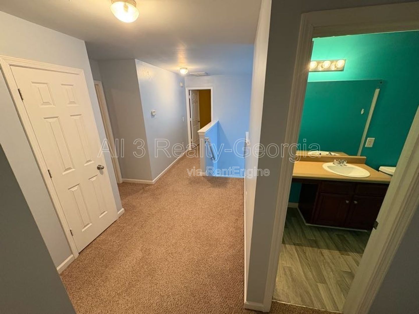 Welcome to this charming 4-bedroom, 2-bathroom home located in the desirable Hampton, GA. T property image