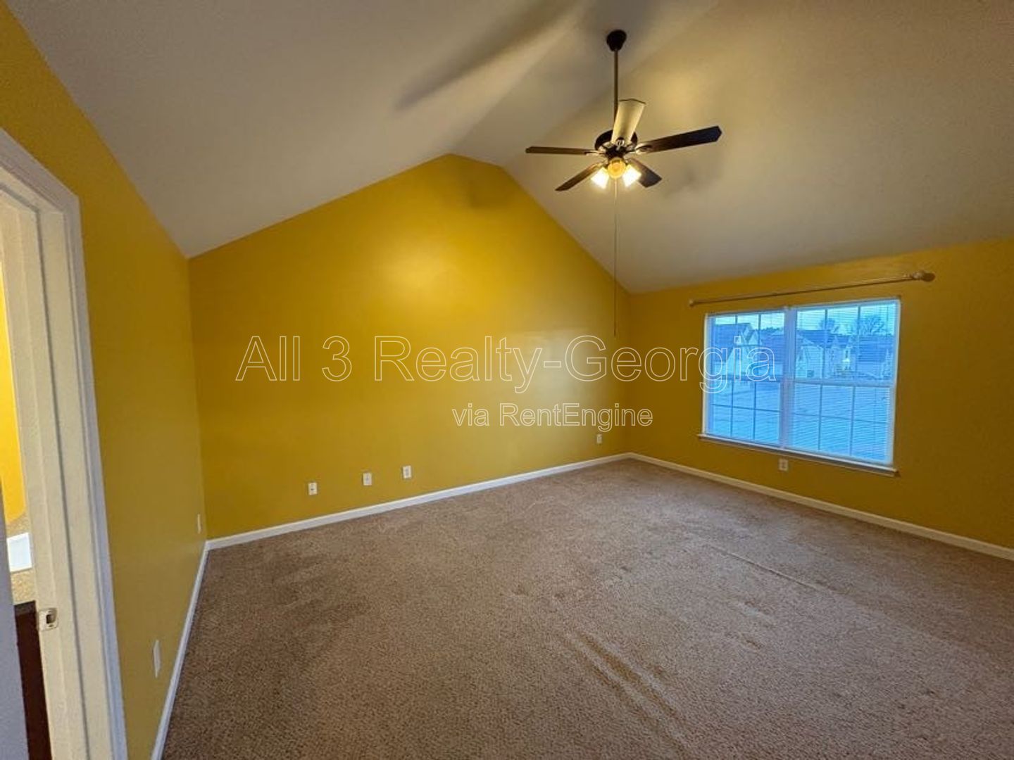 Welcome to this charming 4-bedroom, 2-bathroom home located in the desirable Hampton, GA. T property image